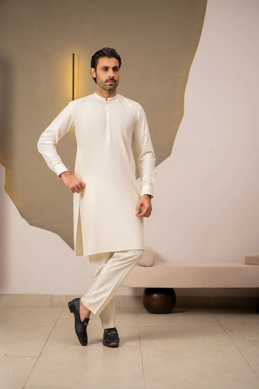 White Embroidered Kurta Trouser C-010219