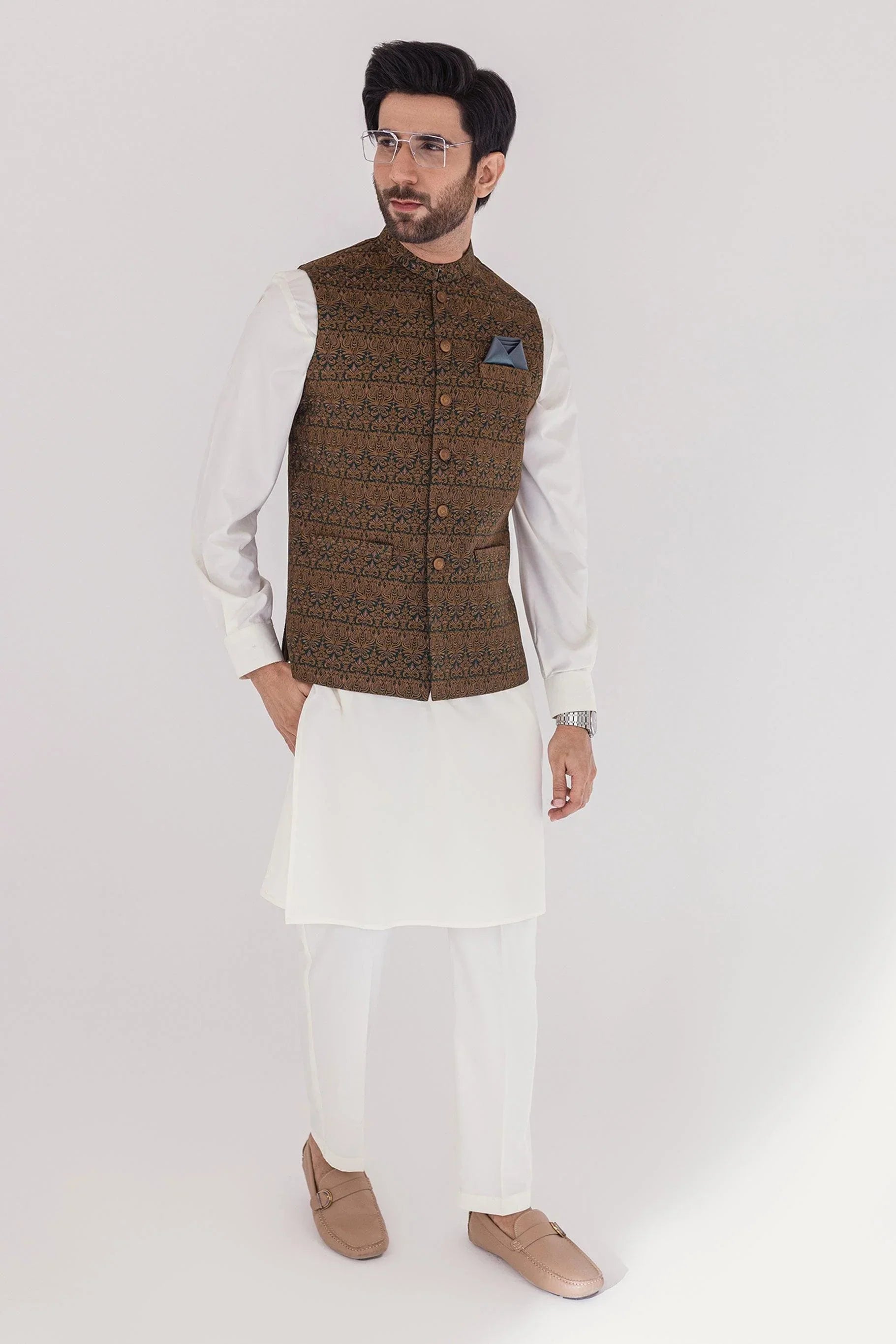 MEN WAIST COAT - GOLDEN BROWN