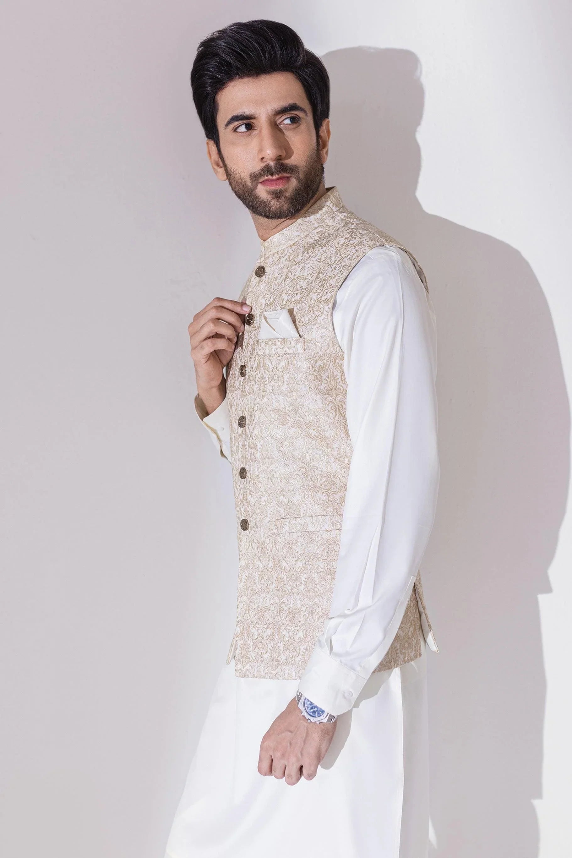 MEN WAIST COAT WITH EMBROIDERY - LIGHT FAWN