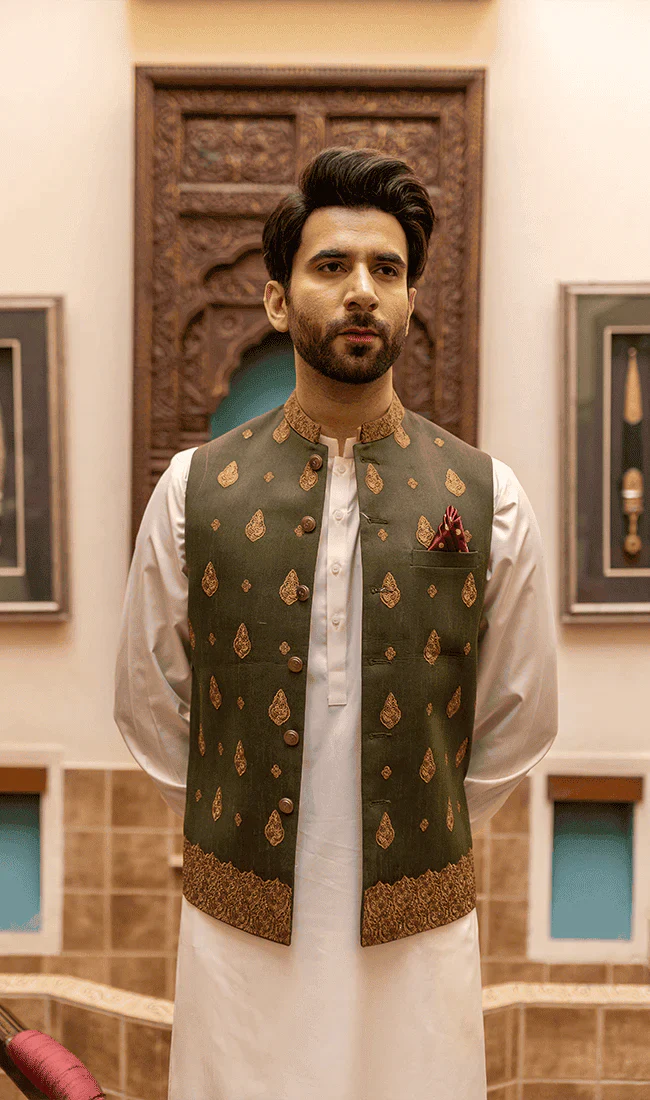 MEN WAIST COAT - MEHNDI GREEN