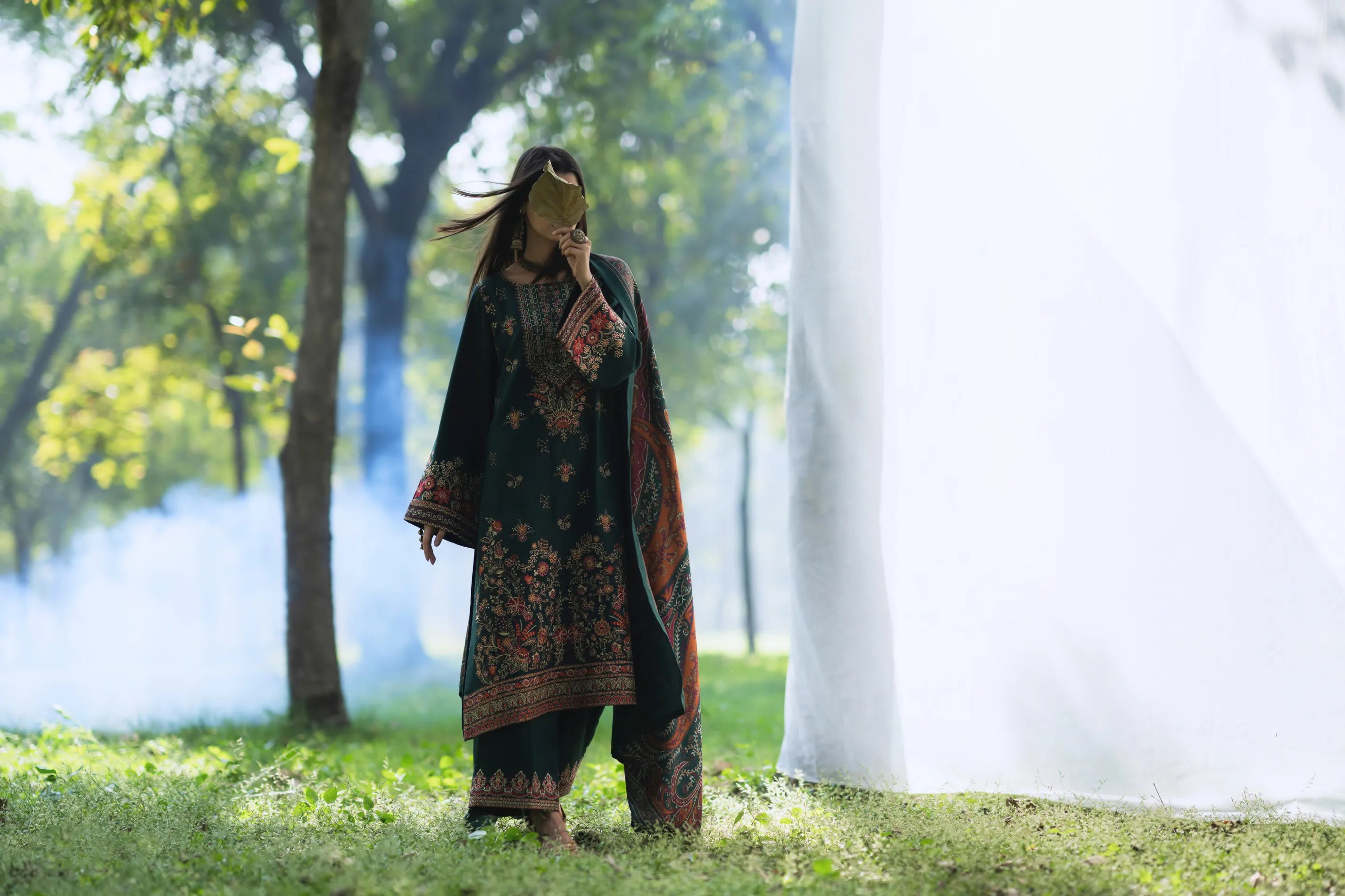 Casual Lite - Verdigris Aria