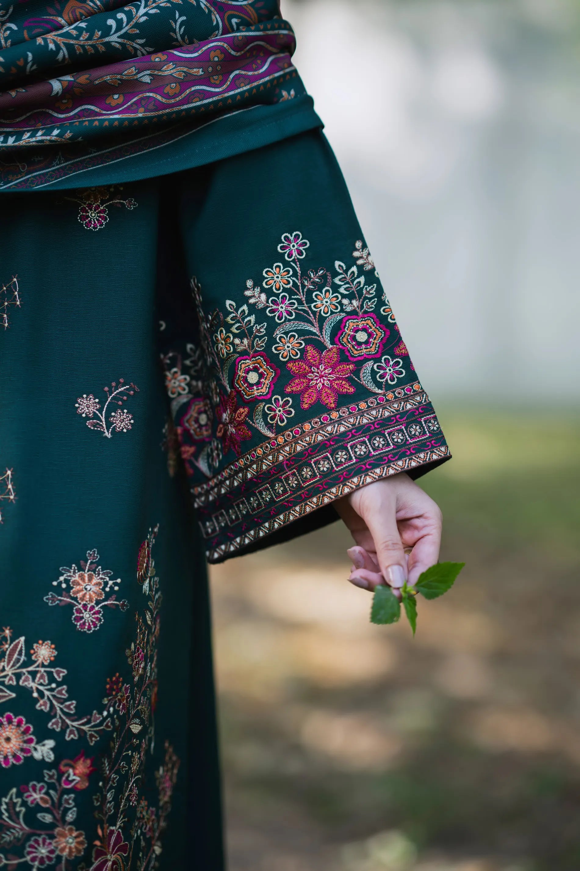 Casual Lite - Verdigris Aria